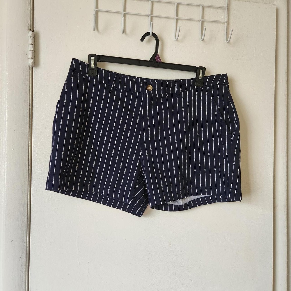 Faded Glory Women's Navy Printed Shorts – Size 16